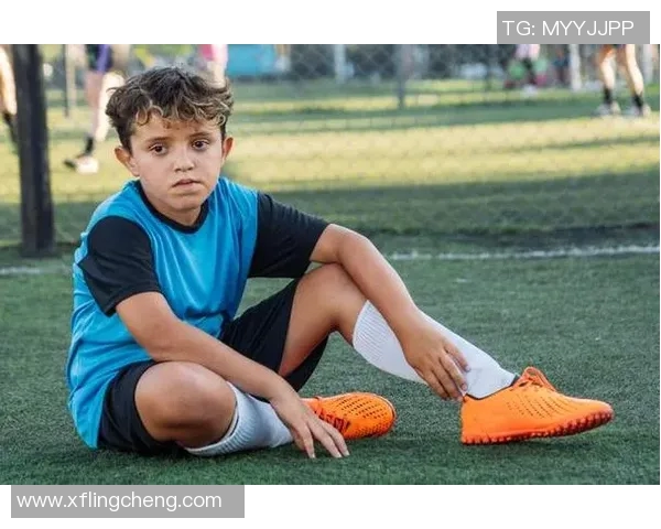 伟大的足球运动员如何塑造历史与未来的赛场传奇